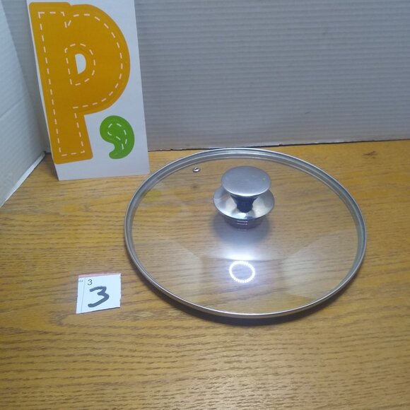 VERY NICE REPLACEMENT PAN / SAUCEPAN LID SEE FOR EXACT MEASUREMENTS LID10-1/8 - Picture 1 of 5